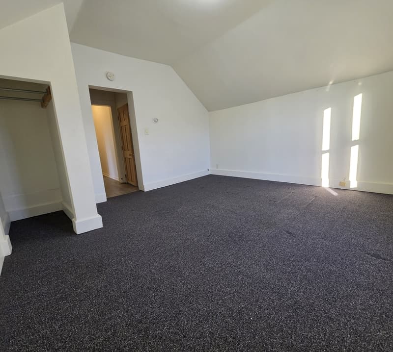 Oshkosh Condo: 632 Bay Shore Drive - Upper