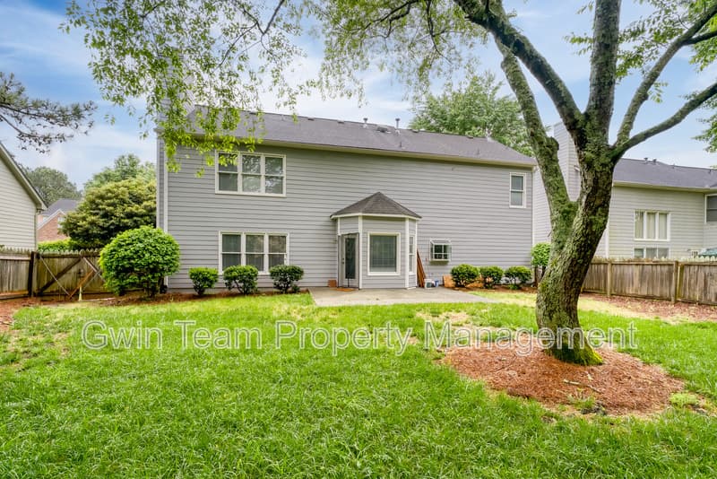Johns Creek House: 355 Lamme Chase