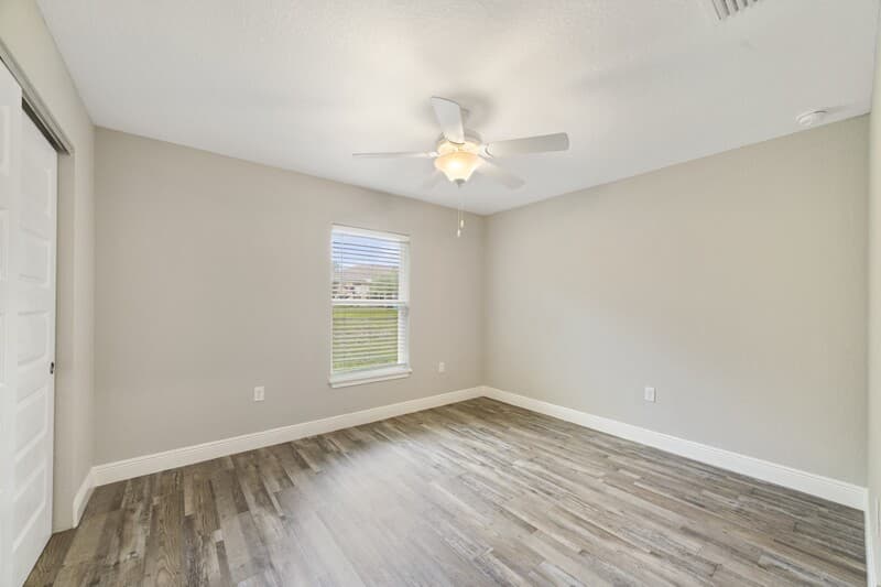 Ocala House: 312 Locust Pass