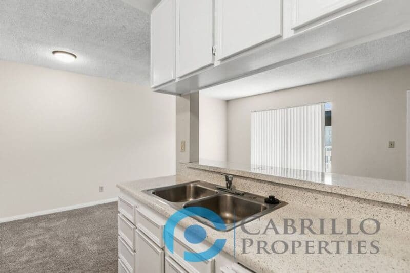 San Diego Condo: 4825 70th St.