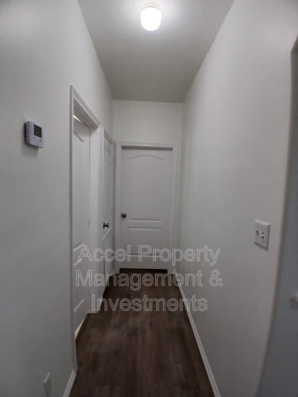 Mission House: 130 San Jacinto St.