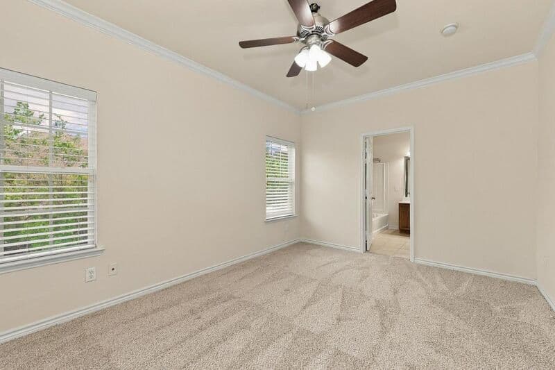 The Colony House: 5972 Clearwater Dr