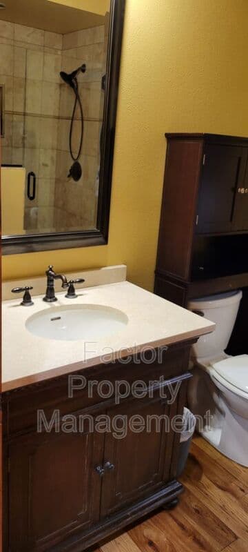North Mankato Condo: 237 1/2 Belgrade Ave