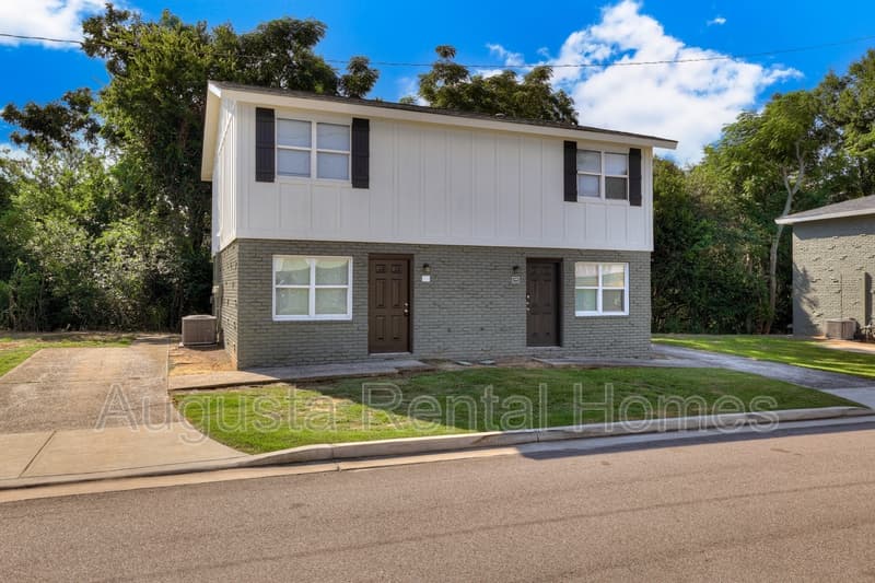 Augusta Townhome: 2511 Cascade Drive - 13B