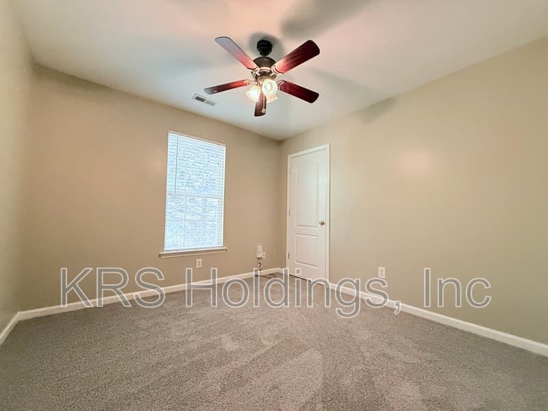 Raleigh House: 6920 Dawnalia Court