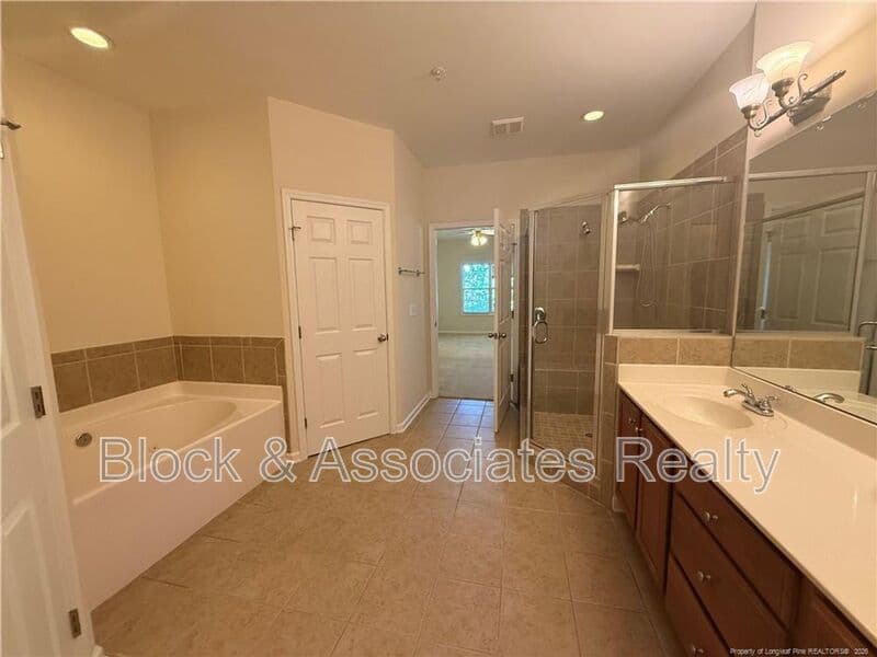 Fayetteville Condo: 635 Marshtree Lane