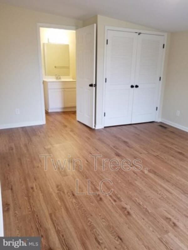 Mount Jackson Condo: 5727 Main Street