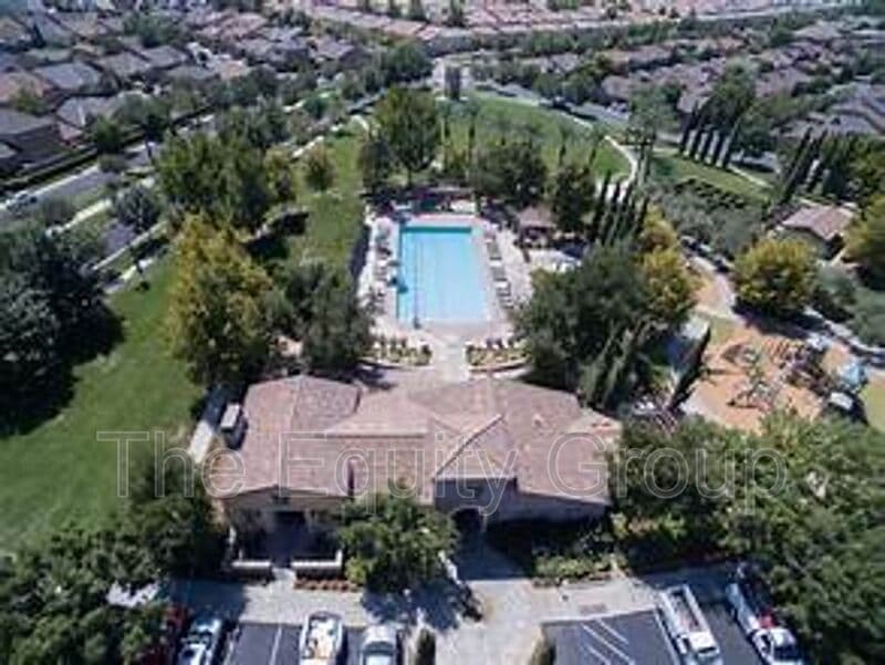 Clovis House: 3461 Alcove Way