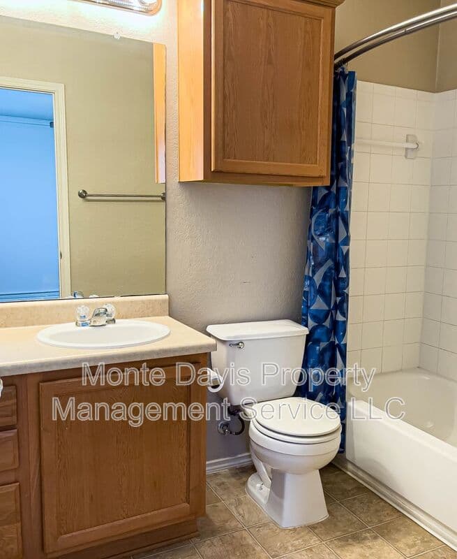 Cedar Park House: 601 Cherry Creek Drive