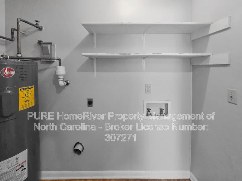 Charlotte Condo: 4801 Spring Lake Dr