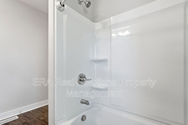 Columbus Condo: 871 Bellows Ave
