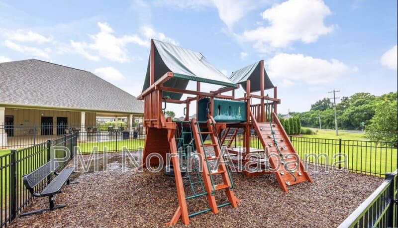 Harvest House: 122 Sunlit Grove Drive