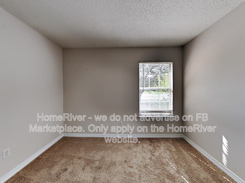 Navarre House: 6610 Federal St