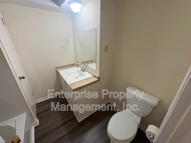 Cordova Condo: 8176 Harley Square