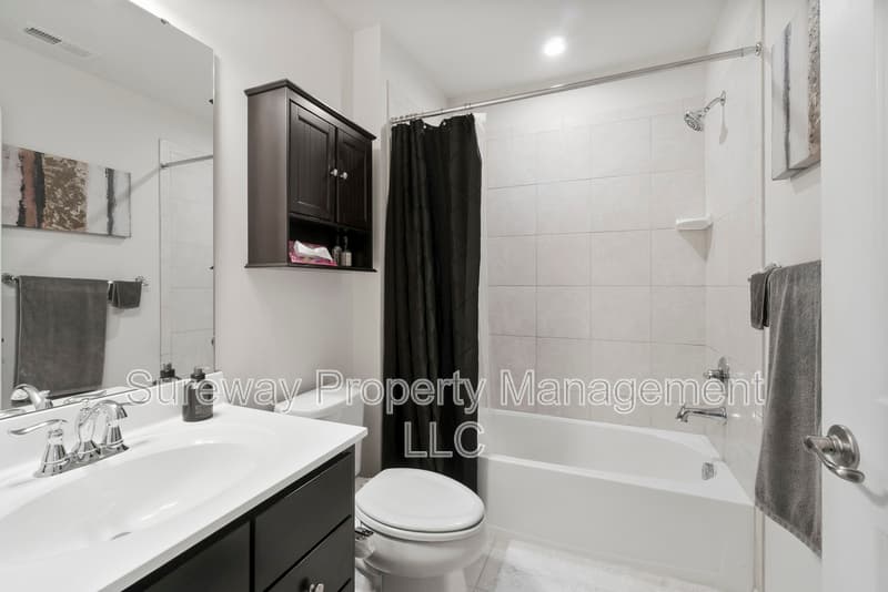 Sicklerville Townhome: 112 Freedom Way