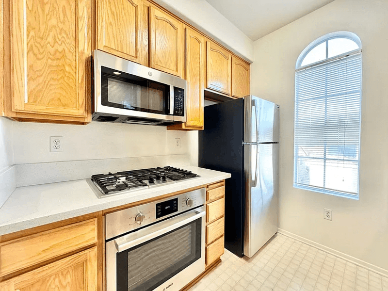 San Diego Condo: 8656 New Salem St