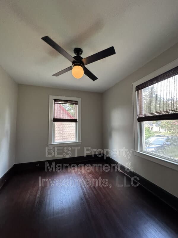 Charlotte House: 2208 Wilmore Drive