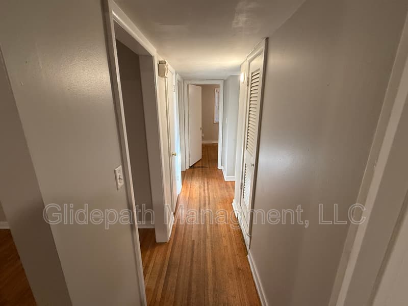 Jonesboro House: 1501 Broadmoor