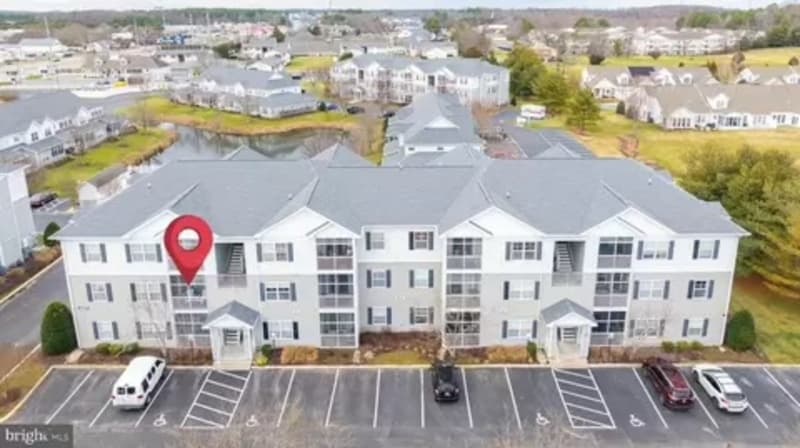 Lewes House: 34670 Villa Circle