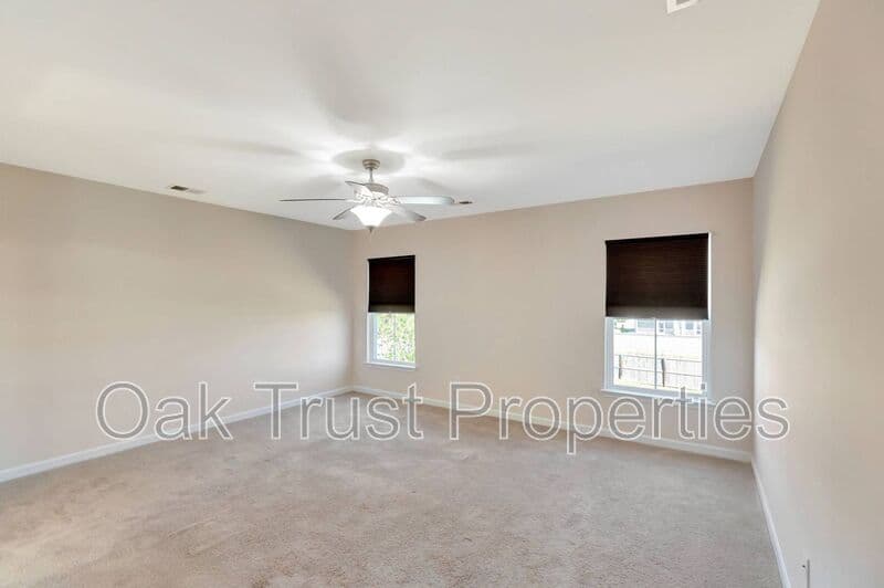 Goose Creek House: 105 Gavins Way