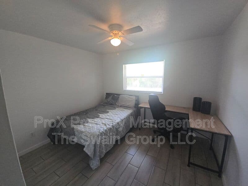 Lakeland House: 1707 Staunton Ave