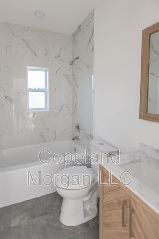 St. Petersburg Condo: 3720 Iris Street North