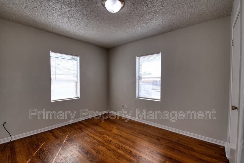 OKC House: 2480 NW 39th Ter