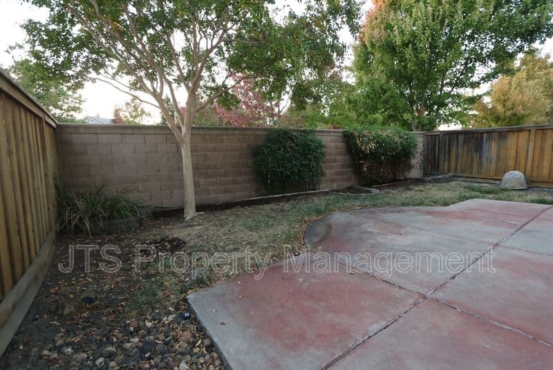 West Sacramento House: 4046 Martis Street