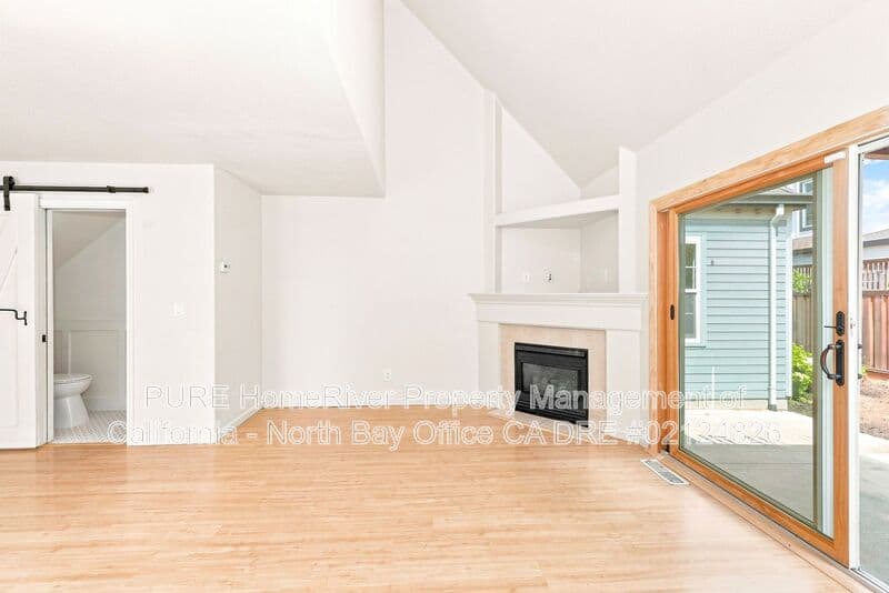 Santa Rosa House: 2360 Battersea St