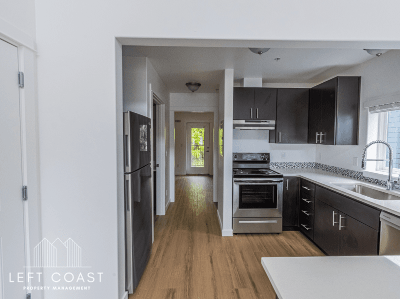 Lincoln City Condo: 680 SE Hwy 101 - 202