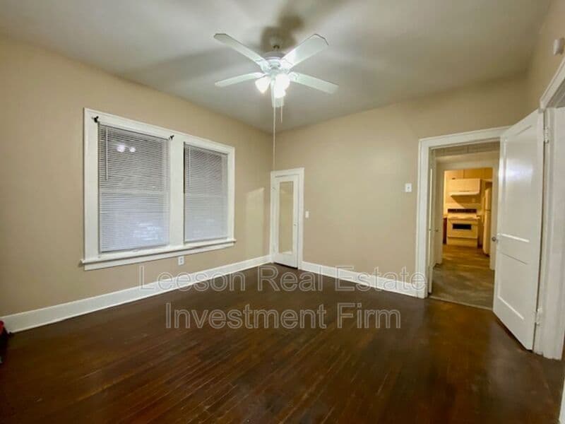 Shreveport House: 135 E Olive Street