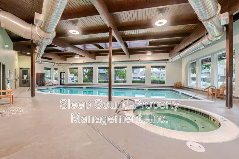 Portland Condo: 201 N Hayden Bay Dr