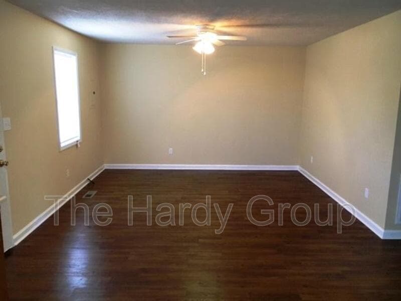 Decherd Condo: 257 Sunshine Circle