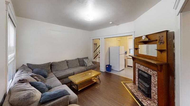 Ann Arbor House: 802 East Kingsley Street