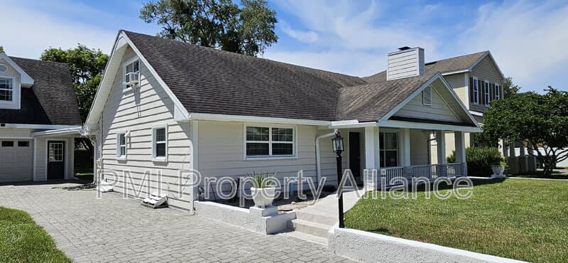Winter Park House: 2545 Madeline Avenue