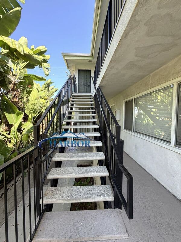 San Pedro House: 718 S. Leland
