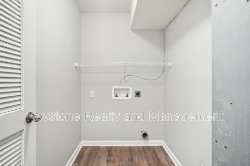 Clarksville Apartment: 3301 Royster Lane