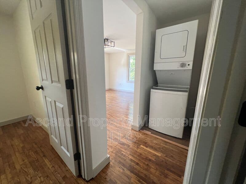 Ringgold House: 346 Julian Rd