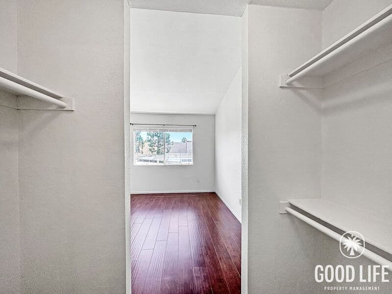San Diego Condo: 4377 Wilson Ave