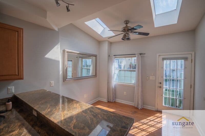 Baltimore Townhome: 11 N Streeper St