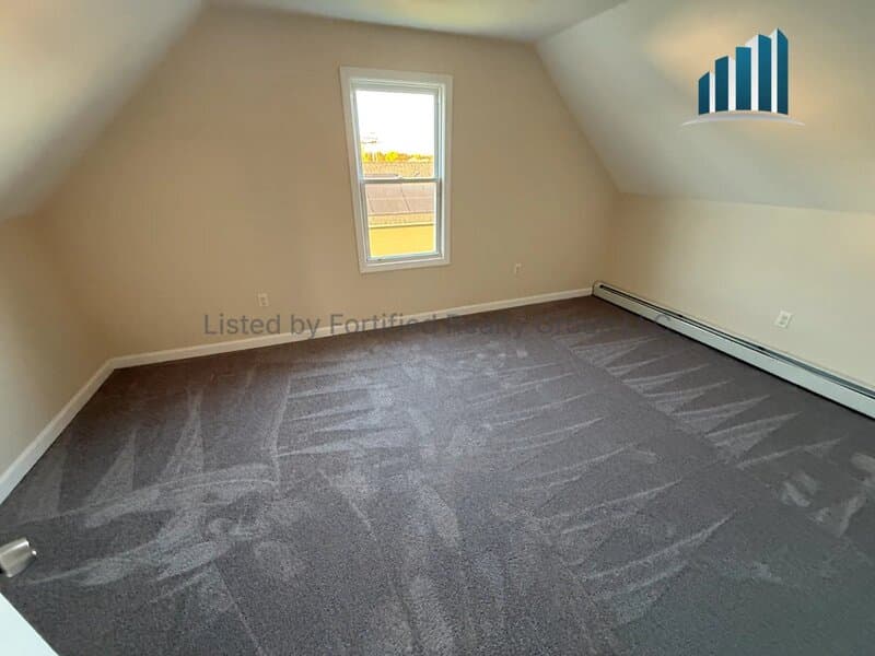 Fall River Condo: 56 Frederick St