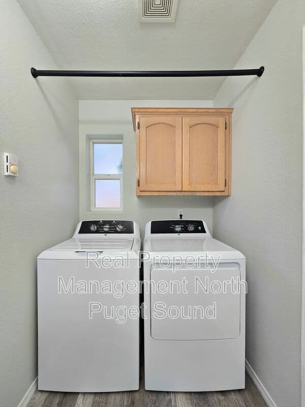Marysville House: 13008 58th Ave NE