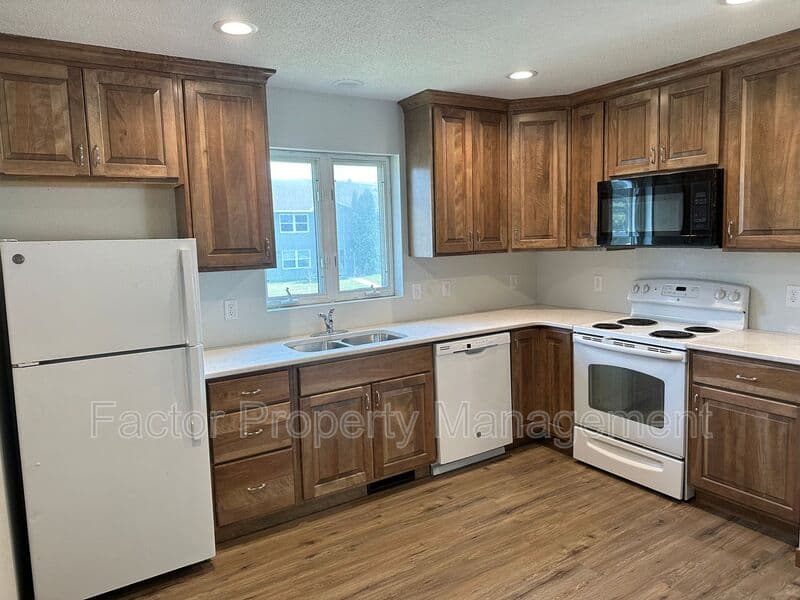 Mankato Townhome: 162 Balcerzak Drive