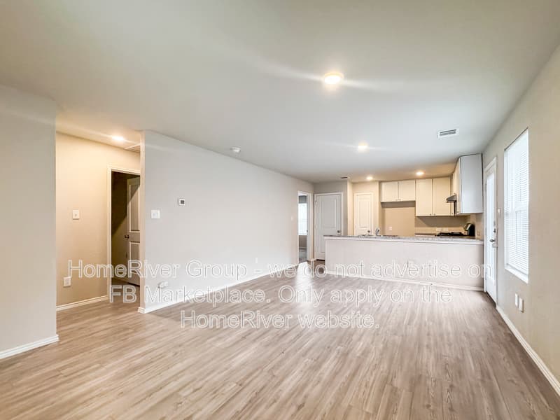 San Antonio House: 9718 Littleton Grist