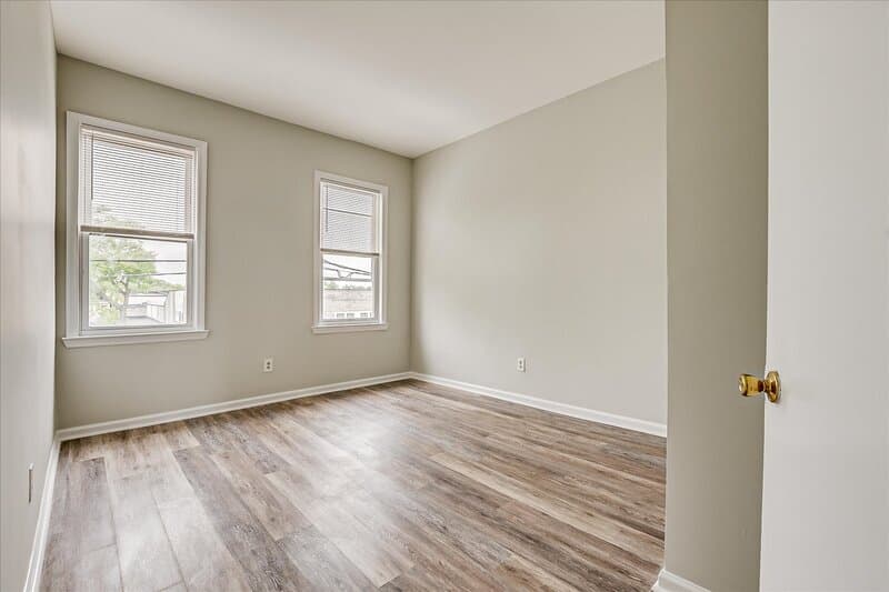 Perth Amboy Condo: 424 Division Street - 3