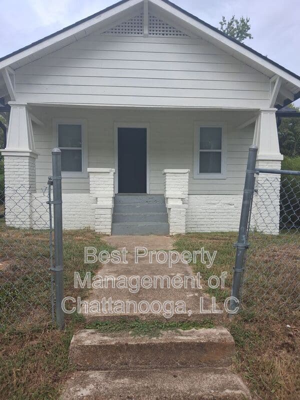 Chattanooga House: 1103 Sheridan