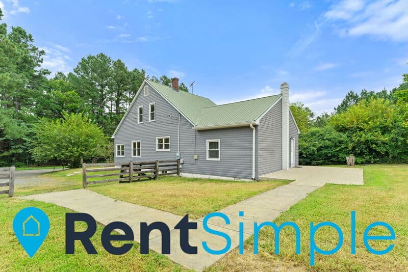 Nokesville House: 13307 Fitzwater Dr