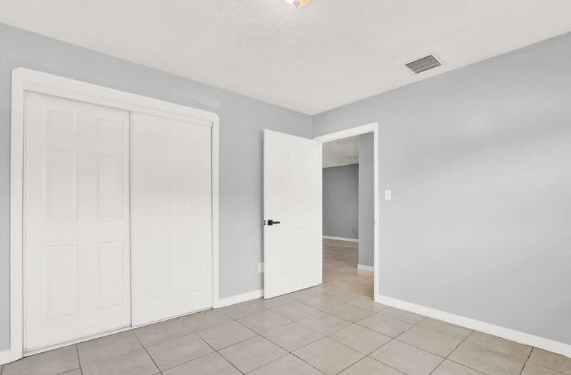 Fort Pierce House: 3104-3210 Louisiana Avenue