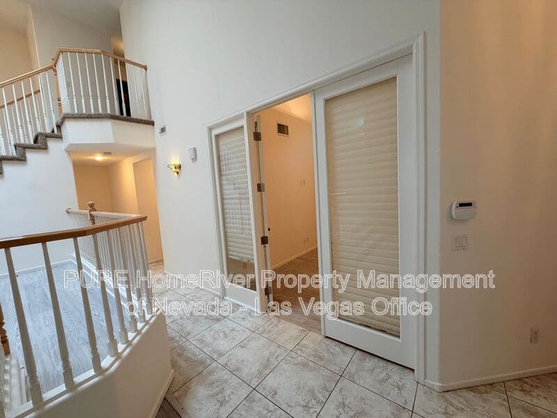 Las Vegas House: 2121 Stone Croft Street