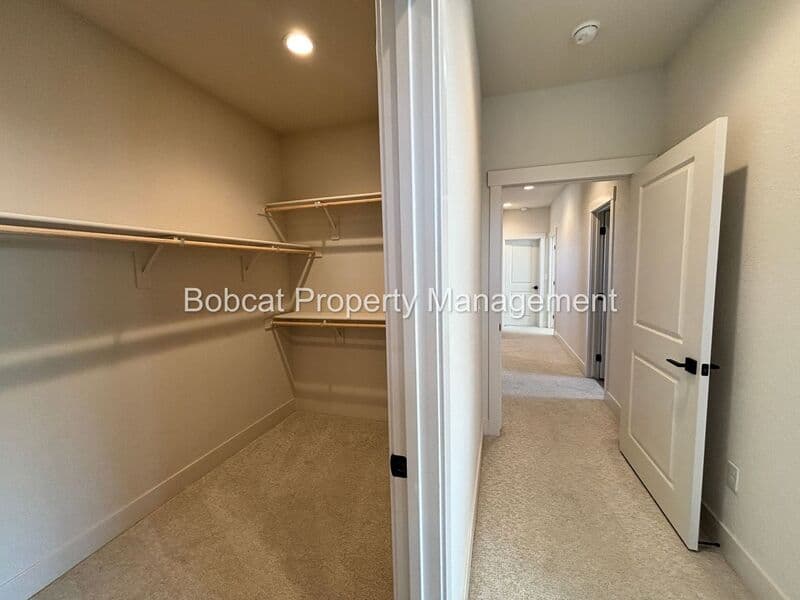 Carson City House: 1128 Grove St